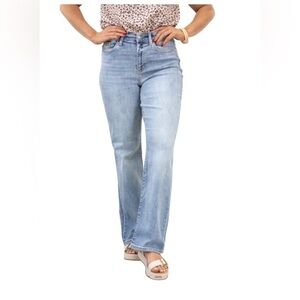 Judy Blue Distressed Straight Fit Jeans Size 16W